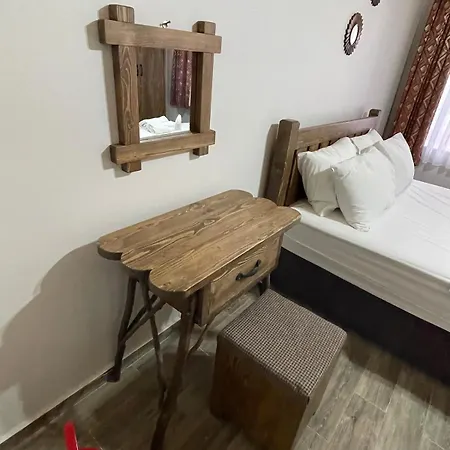 Kiymet Aydogdu * Alaçatı